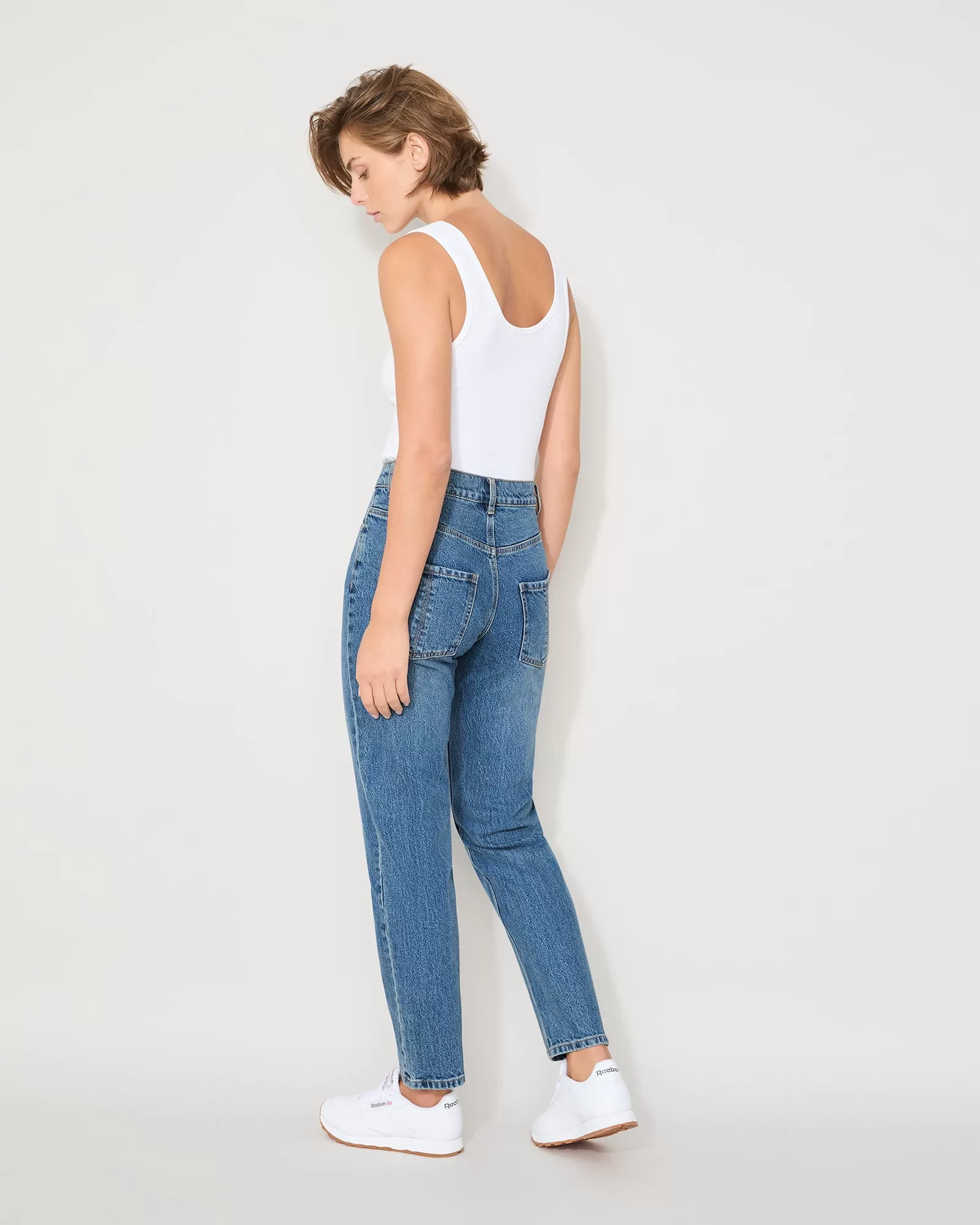 ESSENTIAL WEEKEND JEAN - MID INDIGO