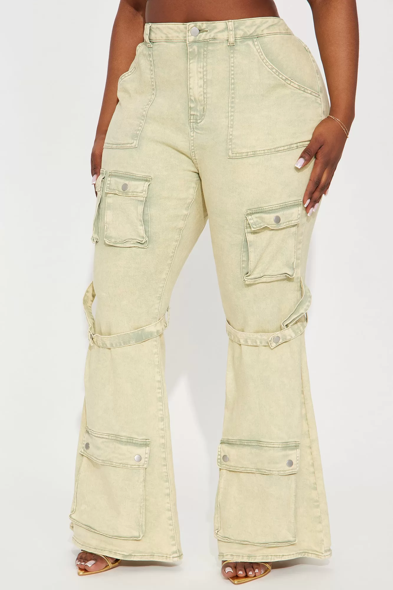 Feeling Free Mineral Washed Flare Pant - Green