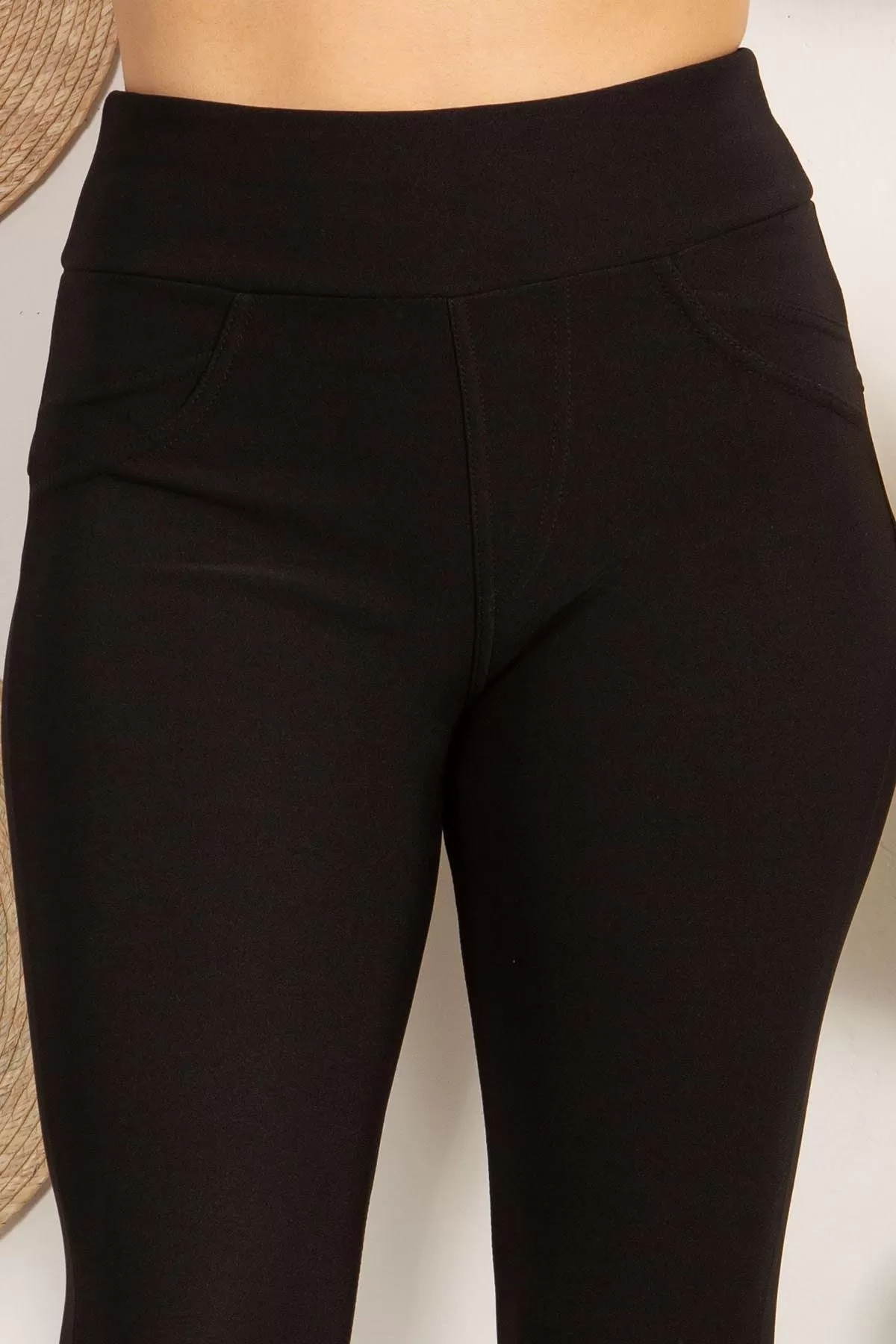 High Waist Sculpting Treggings With Faux Pockets - Black