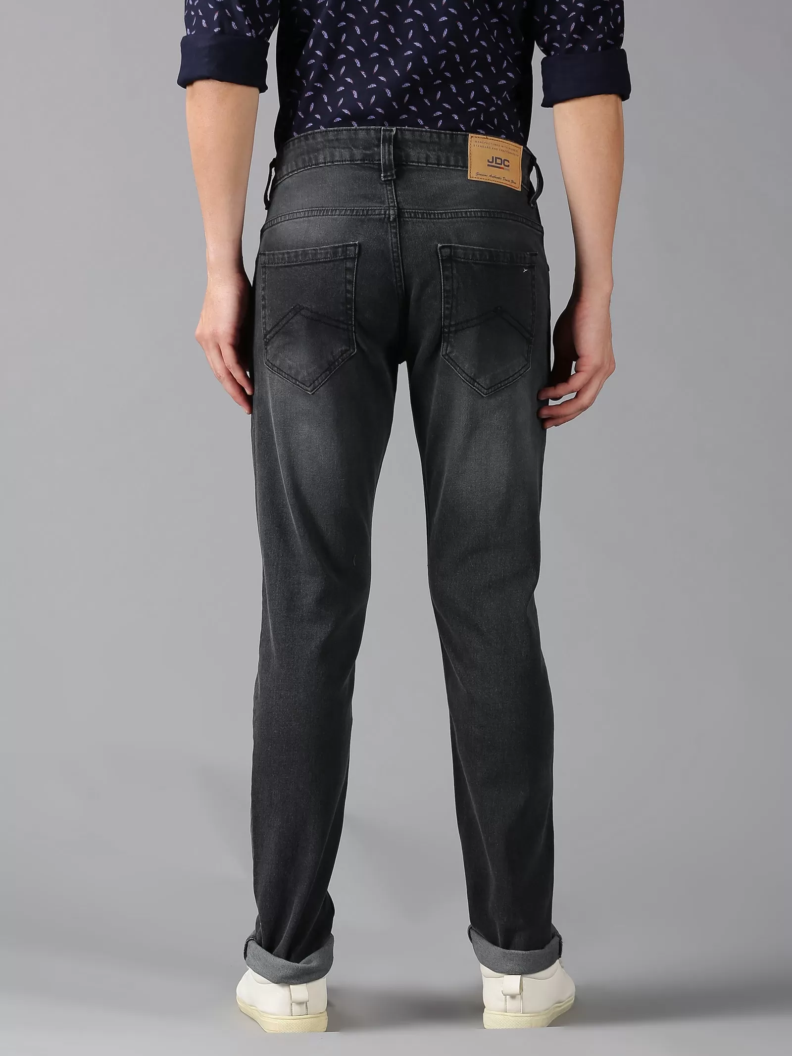 MEN'S BLACK WASHED SLIM FIT JEANS