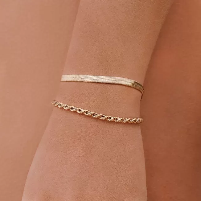 Yasmin - Flat Chain Bracelet